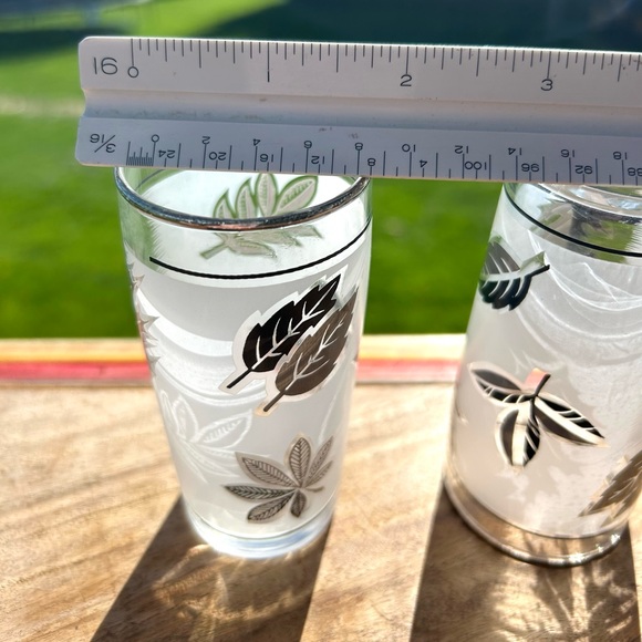 Vintage ‘60’s Libbey Silver Foliage Tumblers Glassware set of 6 - Picture 3 of 8
